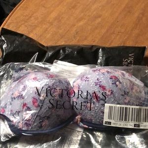 Brand new Victoria’s secrets bra